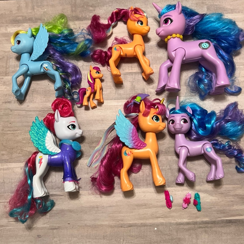 My Little Pony Lot of 7 Figures Kids Play Set Collection